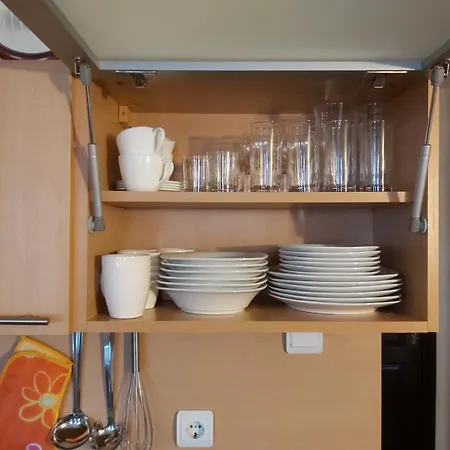 апартамент-студио б4-4-1 божурленд *