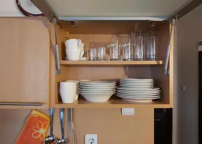 апартамент-студио б4-4-1 божурленд *