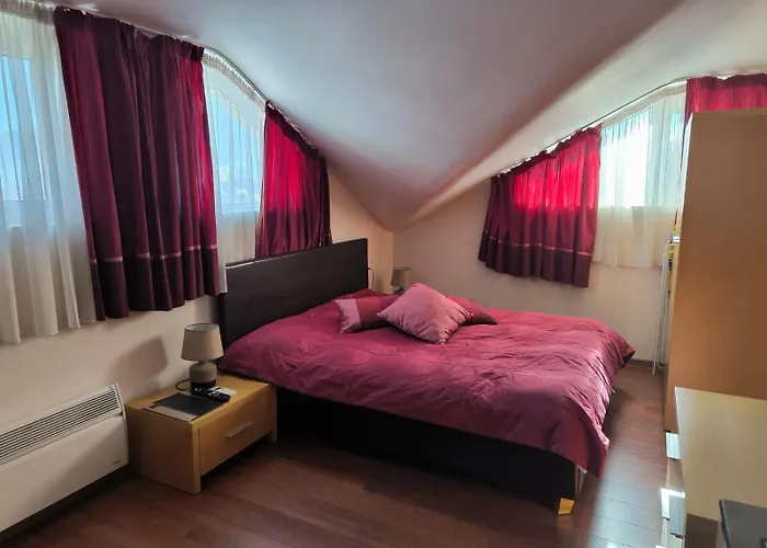 апартамент-студио б4-4-1 божурленд Appartamento *